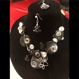 “NWOT” BLK & SILVER CUSTOM MADE FOR CRUISING DAYS